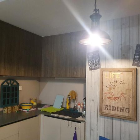 Studio Near Klcc And Lrt With Superb View 쿠알라룸푸르 외부 사진