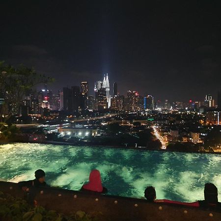 Studio Near Klcc And Lrt With Superb View 쿠알라룸푸르 외부 사진