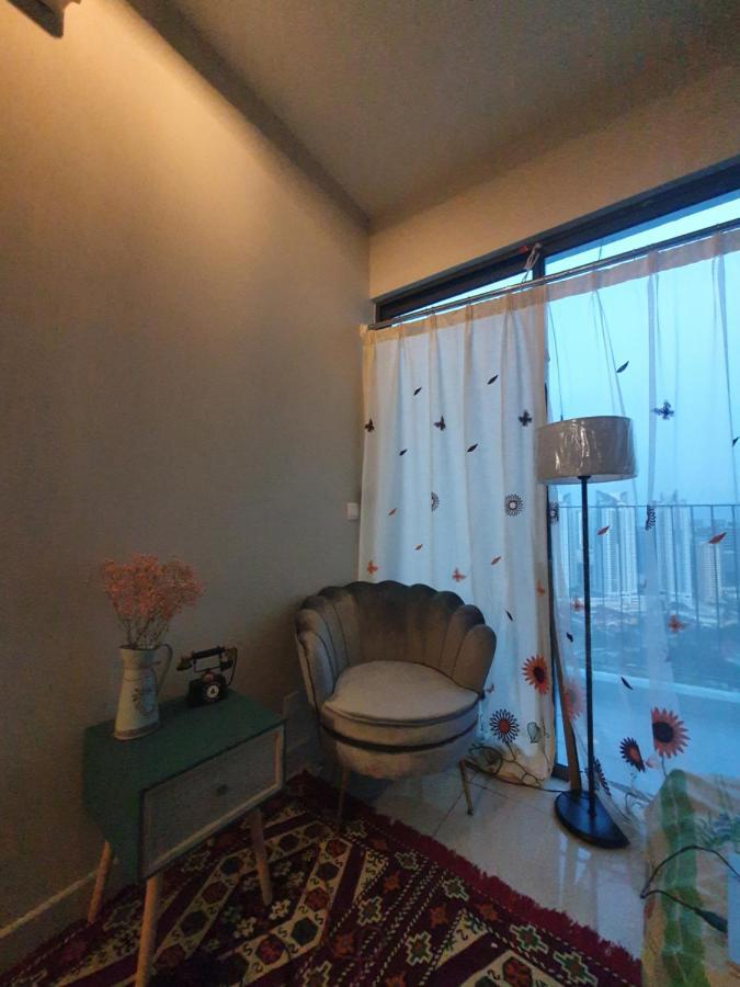 Studio Near Klcc And Lrt With Superb View 쿠알라룸푸르 외부 사진