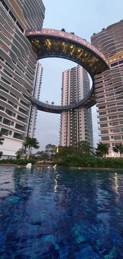 Studio Near Klcc And Lrt With Superb View 쿠알라룸푸르 외부 사진