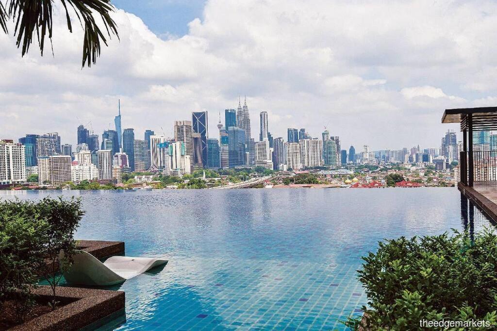 Studio Near Klcc And Lrt With Superb View 쿠알라룸푸르 외부 사진