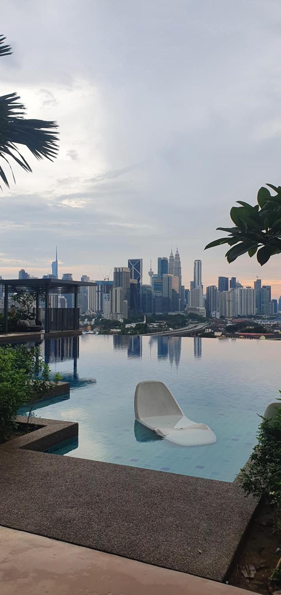 Studio Near Klcc And Lrt With Superb View 쿠알라룸푸르 외부 사진